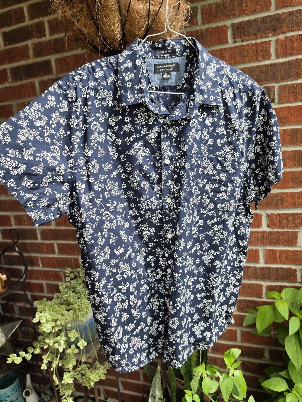 Banana Republic Men’s Floral Button-Down Shirt - Navy XL Cotton S/S